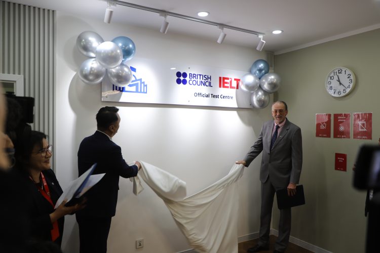 “IELTS CENTRE-NUM” нээлтээ хийлээ