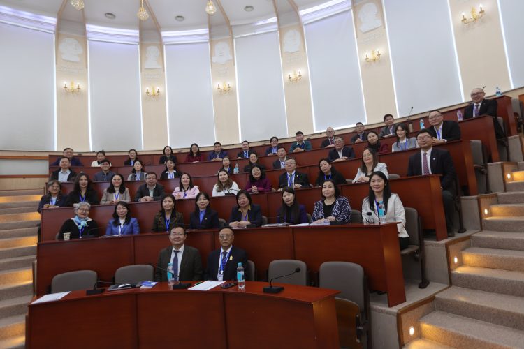 Олон улсын хурал зохион байгуулагдлаа