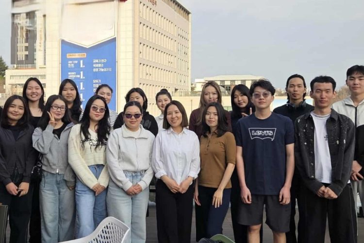 МУИС-ийн 26 оюутан Чонбук Үндэсний Их Сургуульд солилцооны хөтөлбөрт хамрагдаж байна