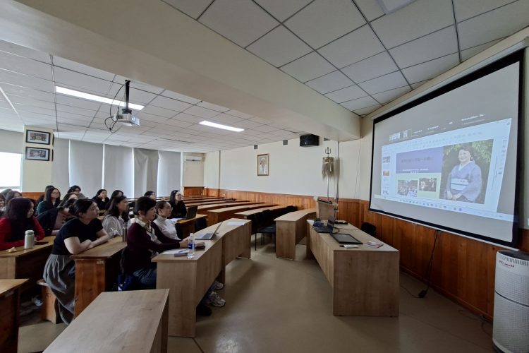 Nagasaki Survivor Tomiko Fukushima Shares Her Testimony with Num Students